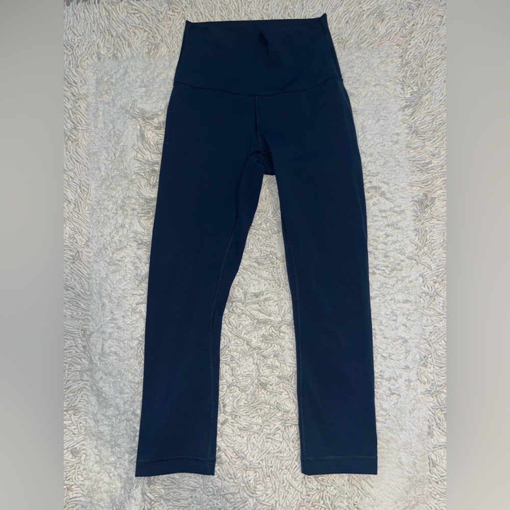 Lululemon leggings 
size 2